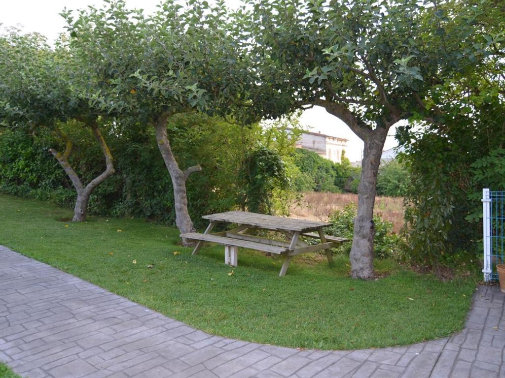 Apartamentos La Peinada Villarejo  Екстериор снимка